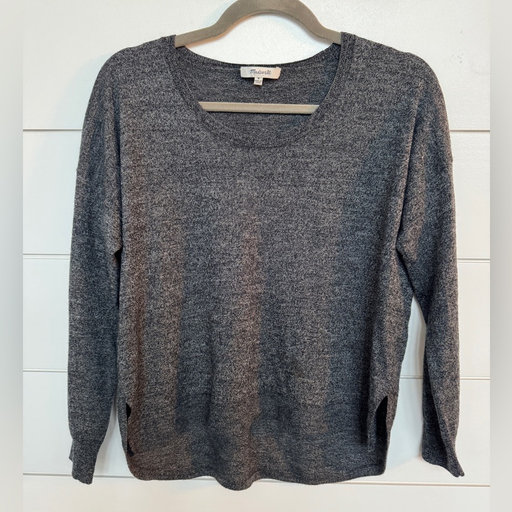 Madewell Merino Wool Sweater
Size Medium